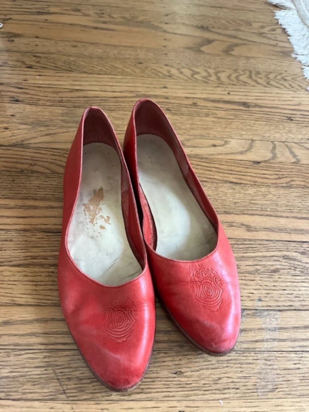 Beautiful red leather flats
